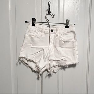 Nature (by windsor)-white shorts small